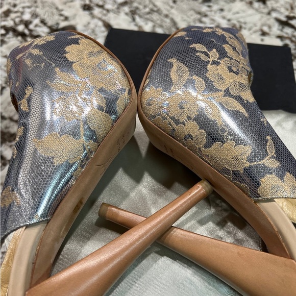 GUISEPPE ZANOTTI LEATHER FLORAL PRINT SLINGBACK PUMPS       SIZE 39 - Picture 9 of 11